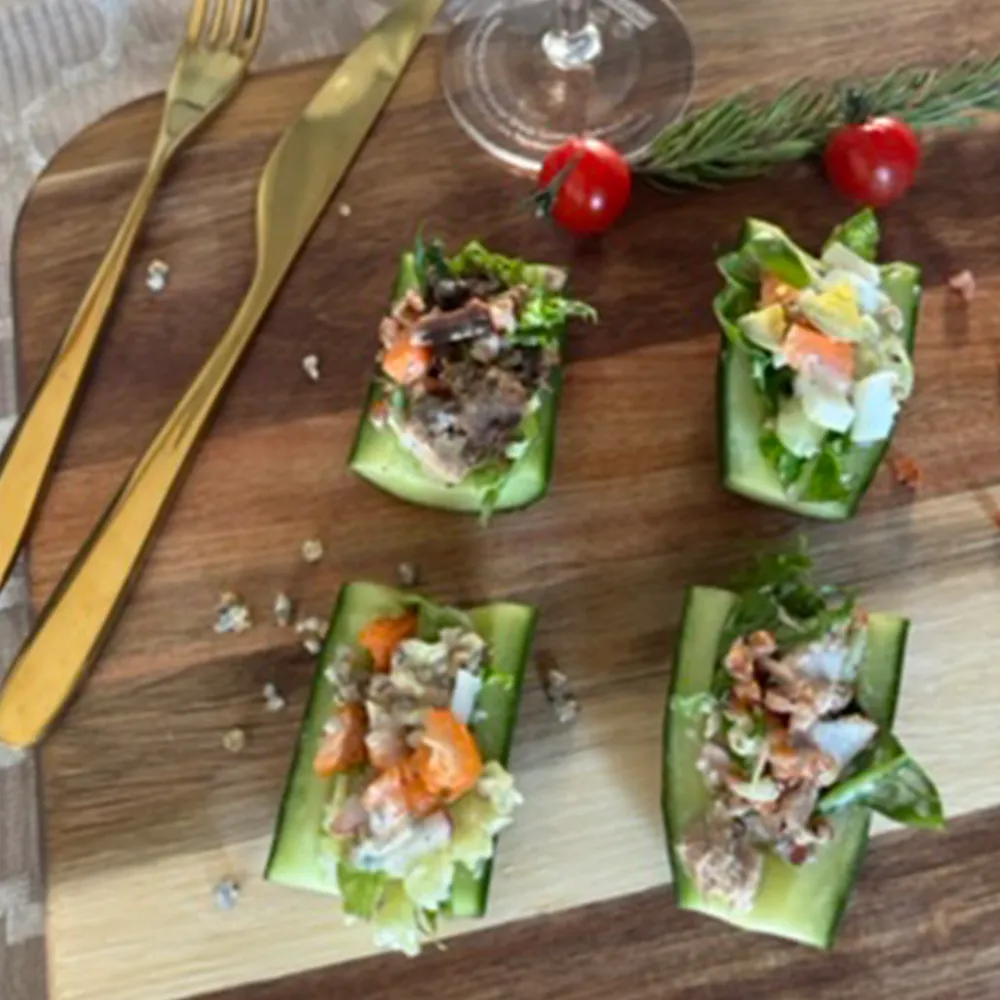 BARRE DE CONCOMBRE AVEC SALADE